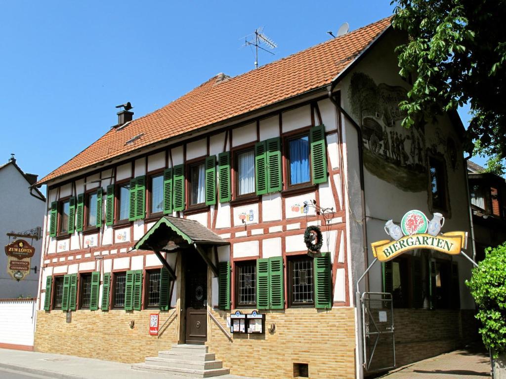 Hotel Gasthaus Zum Loewen Fráncfort del Meno Exterior foto